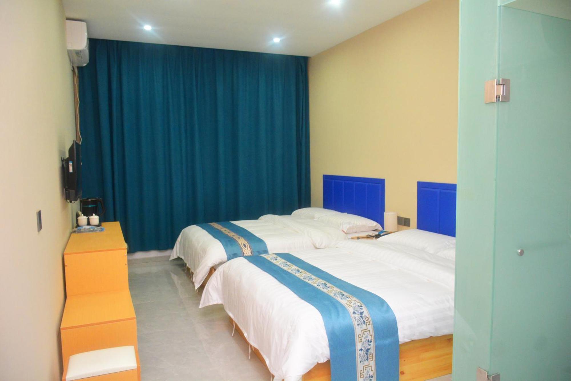 Hongge Hotel - Harbin Taiping Airport Екстер'єр фото